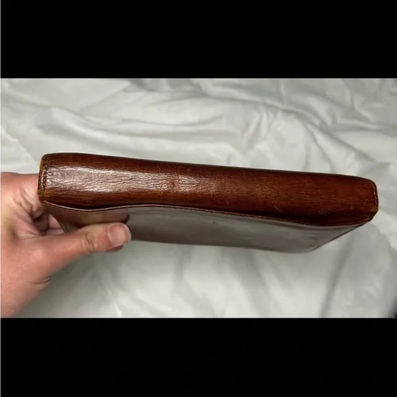 Vintage Coach Brown Leather Wallet - Picture 5 of 8